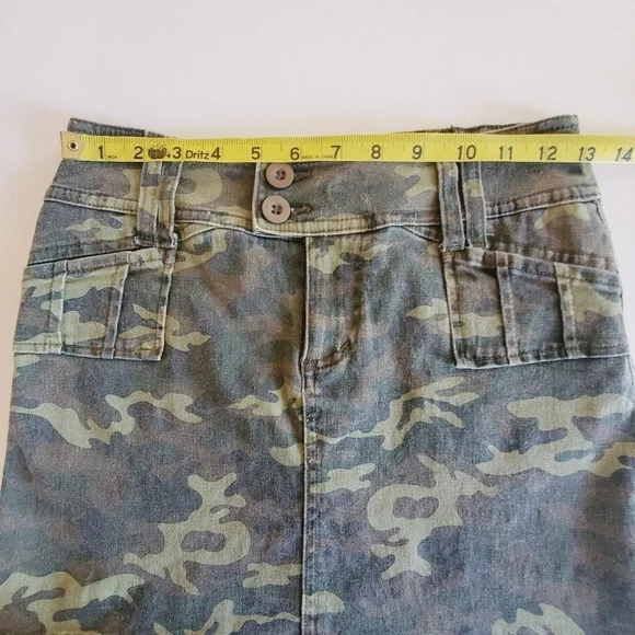 1431 * !It Jeans Camo Print Mini Skirt Green Brown Black Size 3/4 90s - Picture 7 of 8